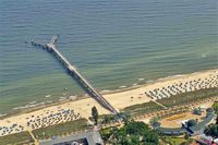 Luftbld Seebrücke Göhren und Strand